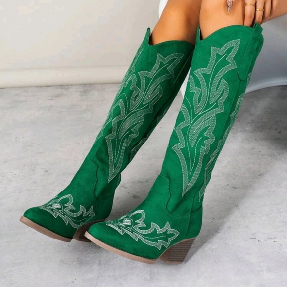 NEW WOMENS SLIP-ON WEDGE HEEL EMBROIDERY PATTERN COWGIRL BOOTS 👢 - Picture 4 of 8